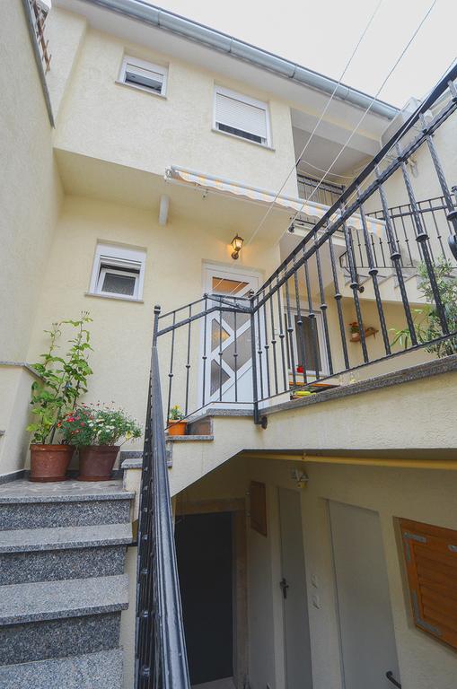E&E Apartment Arena With Free Private Parking Pula Luaran gambar